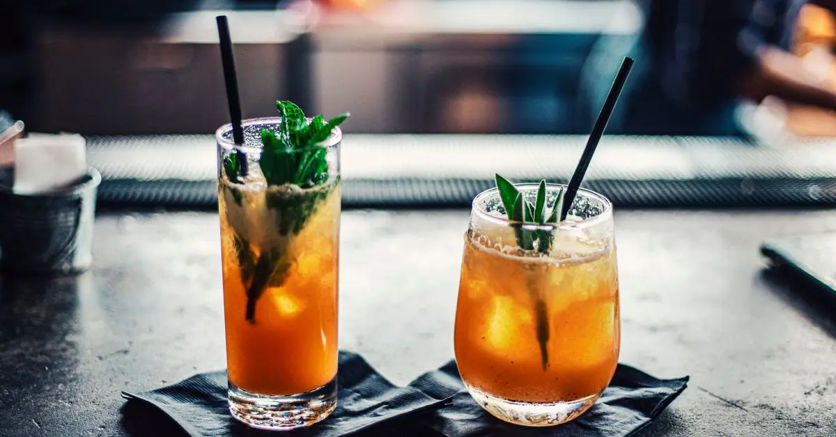 Cocktails au rhum : recettes tropicales incontournables