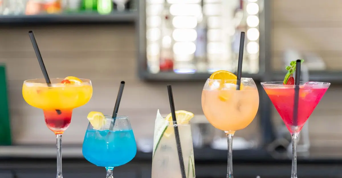 10 Astuces pour Créer des Cocktails Créatifs Étonnants