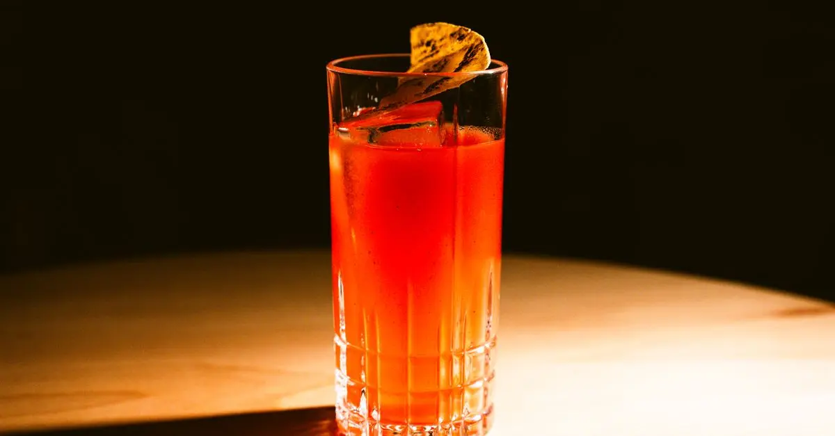 10 Techniques Incontournables pour Élever Vos Cocktails Créatifs